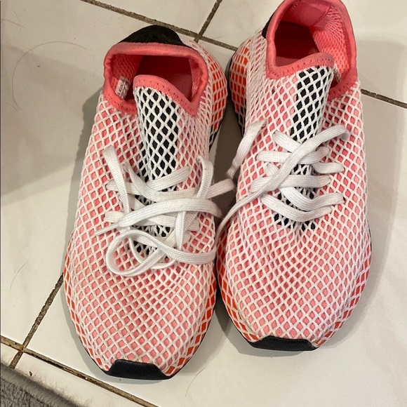Adidas Deerupt sneakers size 8 - Picture 1 of 5